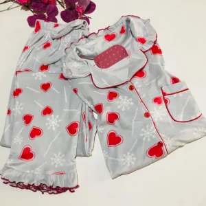 Pyjama Luxe en Velours Doux Flora ✨